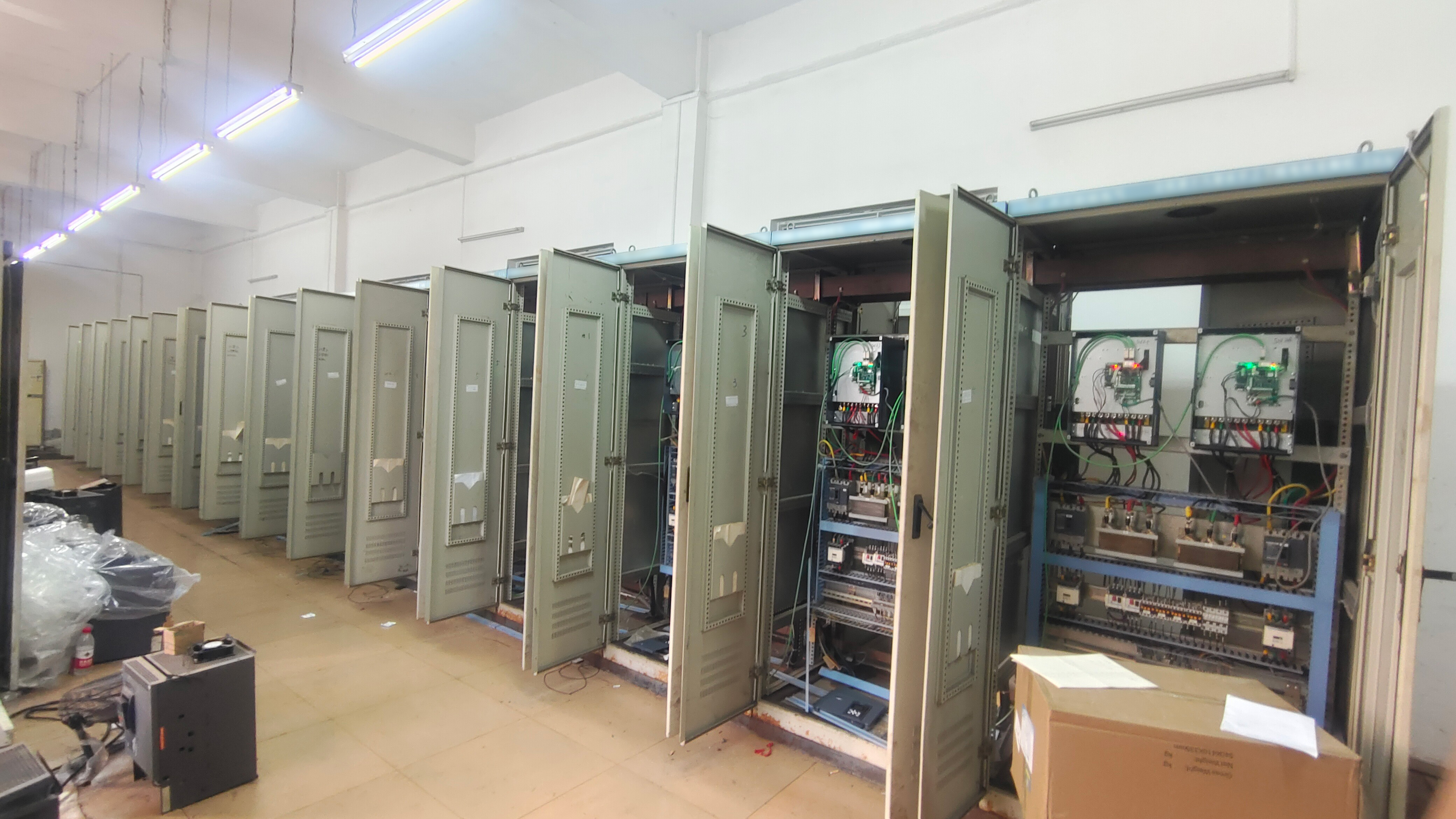 开云手机在线登陆入口V9-H系列变频器：助力钢厂1250冷弯机组生产线“焕新升级”！